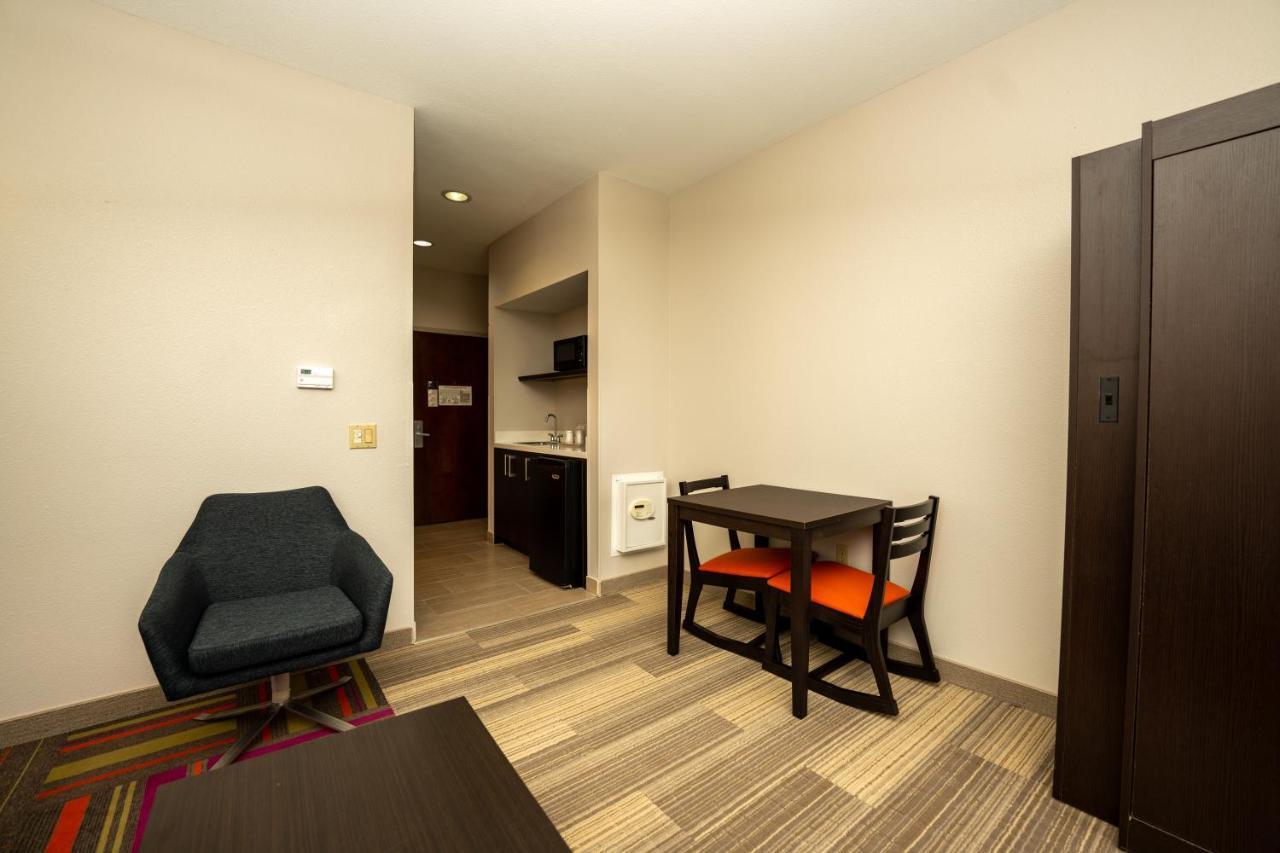 Holiday Inn Express & Suites Deer Park By Ihg Exterior foto